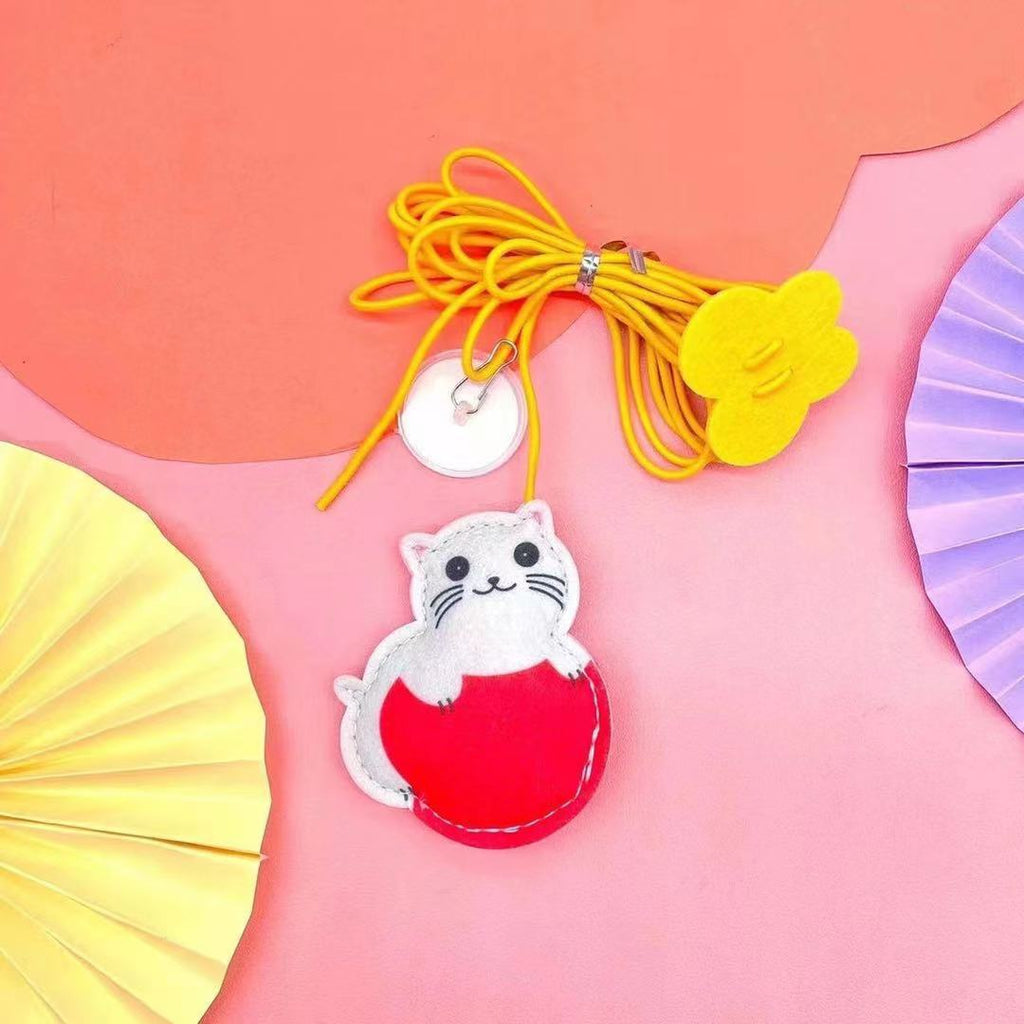 Jouet pour chat suspendue