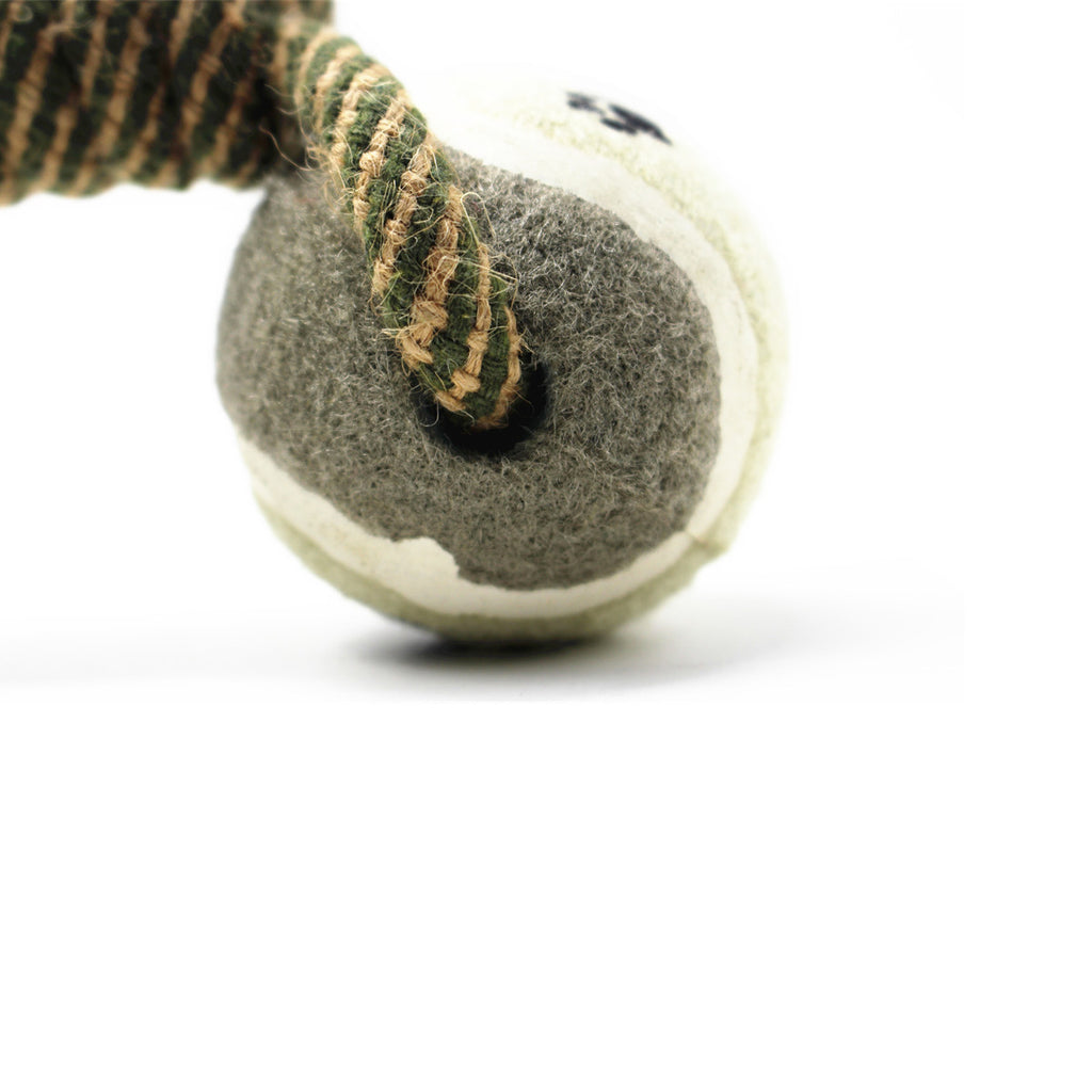 Jouet avec balles de tennis